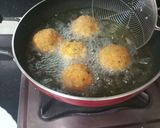 A picture of step 14 of Mexican rice cheez balls with desi twist.