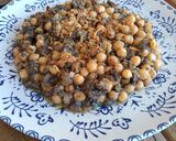 Foto del paso 8 de la receta Garbanzos con morcilla de piñones