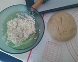 Φωτογραφία βήματος 2 της συνταγής Εύκολα και γρήγορα τυροπιτάκια