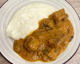 Foto del paso 8 de la receta: Dados de ternera con champiñones y puré de patatas ("Estilo fricandó")