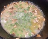 A picture of step 2 of Mushroom and Peas Soup (with fresh cream, herbs).