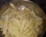 Foto del paso 2 de la receta: Papas fritas secas y crocantes (secretito muy simple)