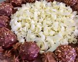 Foto del paso 12 de la receta Tarta fría de Nutella y bombones Ferrero Rocher - sin horno