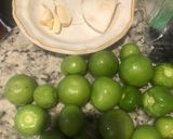 Foto del paso 1 de la receta: Salsa de chile rallado o seco con tomate