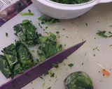 A picture of step 4 of Coconut spinach.