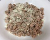 Foto del paso 1 de la receta: Pimientos rellenos de pollo y parmesano con salsa de champiñones