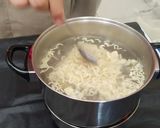 A picture of step 1 of How to make Indomie Cimol.