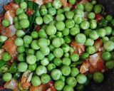 Foto langkah ke 1 dari resep Sayur Jantung Pisang Ikan Asin Perut Patin.