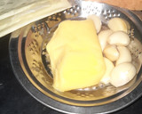 பட்டர் சீஸ் கார்லிக்  டோஸ்ட் (Butter cheese garlic toast recipe in tamil) ரெசிபி ஸ்டேப் 1 புகைப்படம்
