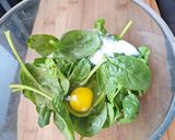 A picture of step 1 of Spinach Wraps.