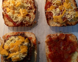 Foto del paso 5 de la receta: Hamburguesa de secreto gratinada a los dos quesos 🍔🥓🍅🧀