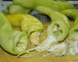 Foto del paso 1 de la receta: Ajíes en vinagre caseros