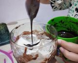 Foto langkah ke 5 dari resep 65. Es Soklat (Susu Coklat) Kekinian.