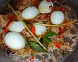 Foto langkah ke 5 dari resep Petis Bumbon Semarang.