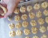 Foto langkah ke 3 dari resep (88) Sagu Keju.