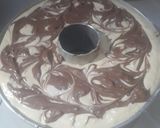 Foto langkah ke 5 dari resep Bolu marmer.