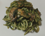 Foto del paso 6 de la receta: Espaguetis con champiñones y salsa de espinacas