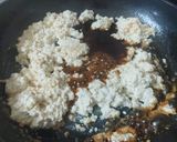A picture of step 3 of Makha Sandesh with Nolen Gur.
