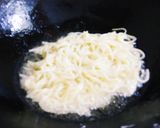 A picture of step 7 of Chinese Bhel.