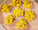 Foto del paso 8 de la receta: Bombas de macarrones con queso🌺