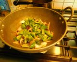 A picture of step 5 of Potato tomato panneer masala.