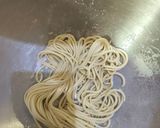 Foto langkah ke 5 dari resep Mie kuning.