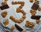 Foto del paso 7 de la receta: Chocotorta con crema y nueces 😋