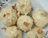 A picture of step 5 of Manohara Sondesh.