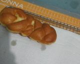 Foto langkah ke 7 dari resep Donat Kepang.