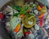 Foto langkah ke 4 dari resep Sop kepala ikan tomat ijo.