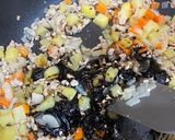 Hình bước làm 4 của món Mỳ tương đen Jajangmyeon Hàn Quốc