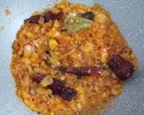 A picture of step 5 of Potato Egg Curry.