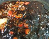 Foto langkah ke 2 dari resep Fried Tofu with Spicy Teriyaki Glaze.