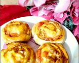 A picture of step 10 of Pizza pinwheels.