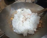 Foto langkah ke 4 dari resep Nasi Goreng Udang.