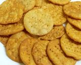 पपड़ी/मठरी (Papdi/Mathri recipe in Hindi) रेसिपी चरण 3 फोटो