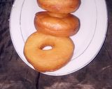 A picture of step 4 of Glazed doughnut.
