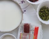 A picture of step 1 of Mango Stuffed Kulfi.