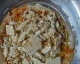 A picture of step 4 of Cheese Brust Masala Papad.
