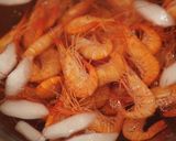 A picture of step 3 of 🦐 Salted poached shrimp, only in season.