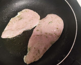 Foto del paso 2 de la receta: Filete aliñado con patatas al microondas