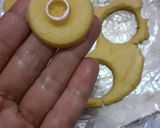 Foto langkah ke 3 dari resep Kukis Donat.