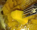 รูปขั้นตอนการทำที่ 2 ของ ฟักทองกะทิสด (Pumpkin Dessert)