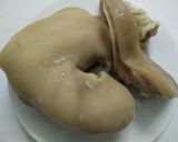 Hình bước làm 1 của món Tai mui (heo) bóp chua