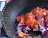 صورة لخطوة 1 من وصفة بيض مع مكعبات التوست المحمص😍
