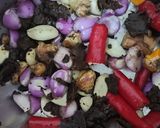 Foto langkah ke 7 dari resep Rawon Jawa Timur.