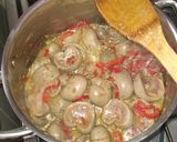 Foto del paso 5 de la receta: Riñoncitos con puré