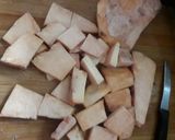 A picture of step 1 of Yam Chips(Suranache Kaap).