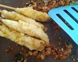 Foto langkah ke 6 dari resep Telur Gulung Bumbu Pedas.