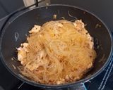 Foto langkah ke 4 dari resep Pad Mee Korat (ผัดหมี่โคราช).